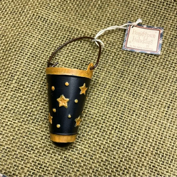 🎃 Halloween Party Favors, Set of 12, metal with handle, can hold treat. - Picture 3 of 10